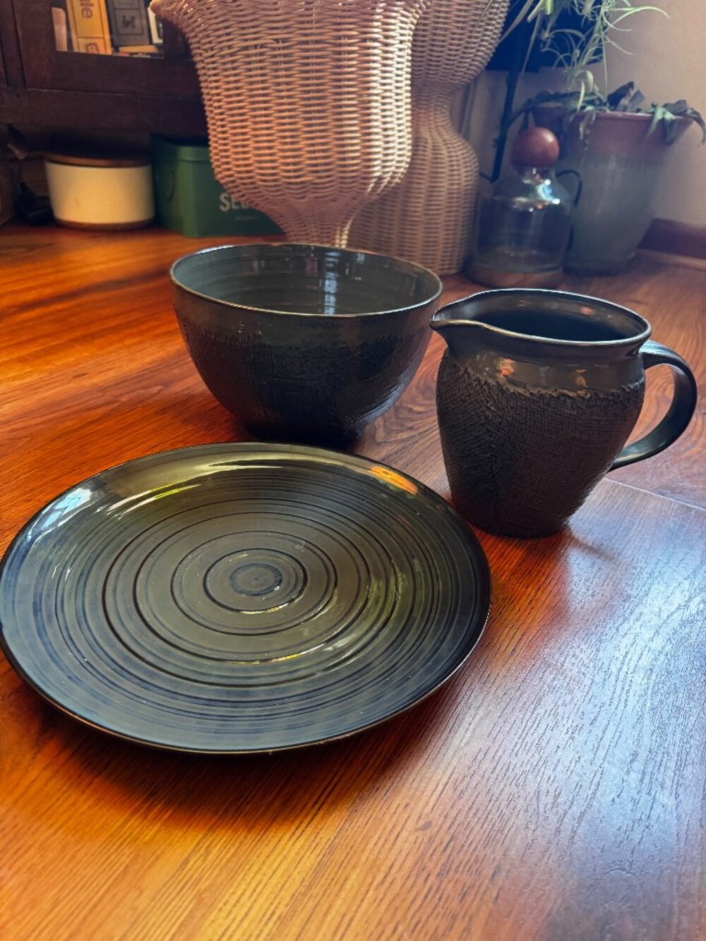 222 Fifth Craft 3-Piece Stoneware Serving Set, Pitcher, Bowl and Plate, Shale